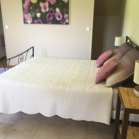 ヴィトラック Chez Bernadette Et Victor Bed & Breakfast エクステリア 写真
