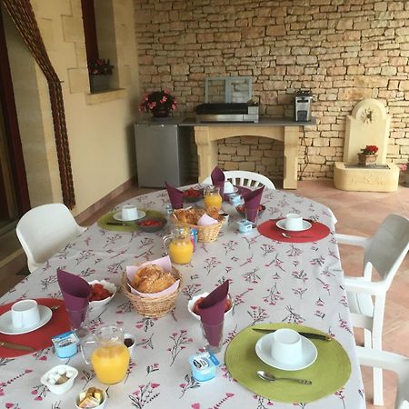 ヴィトラック Chez Bernadette Et Victor Bed & Breakfast エクステリア 写真