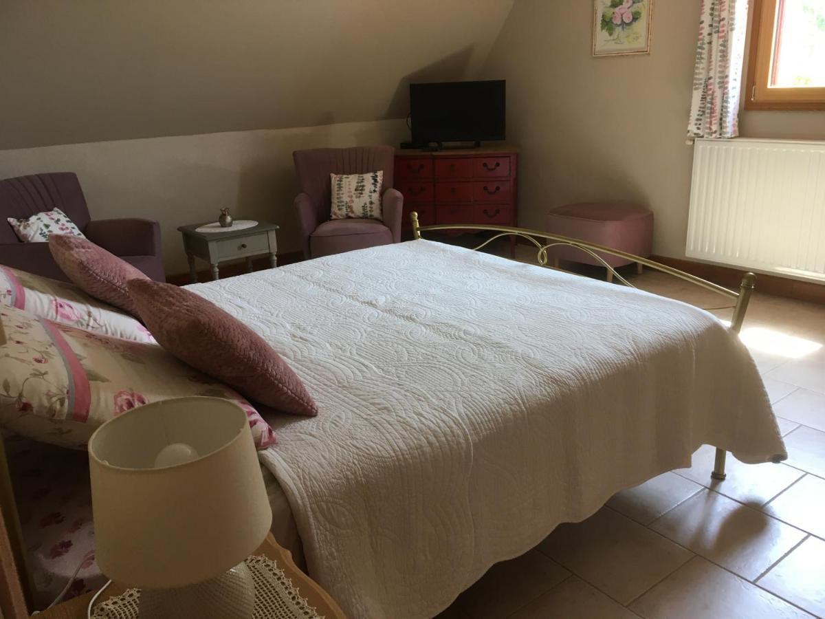 ヴィトラック Chez Bernadette Et Victor Bed & Breakfast エクステリア 写真
