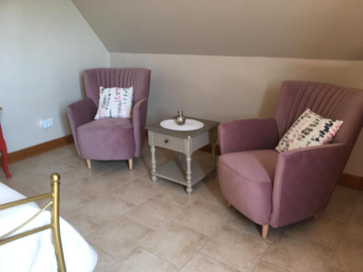 ヴィトラック Chez Bernadette Et Victor Bed & Breakfast エクステリア 写真