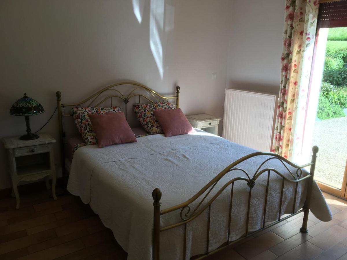 ヴィトラック Chez Bernadette Et Victor Bed & Breakfast エクステリア 写真